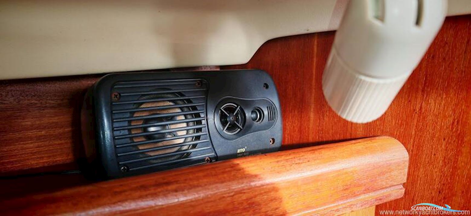 Hunter Legend 356   Bilge keel