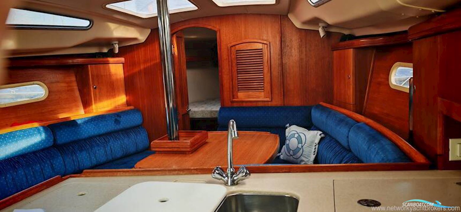 Hunter Legend 356   Bilge keel