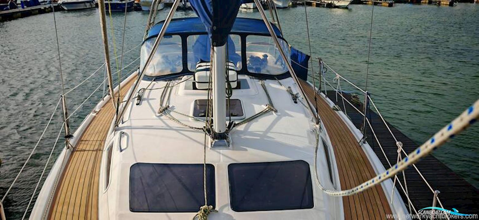 Hunter Legend 356   Bilge keel