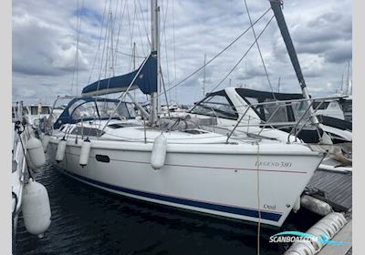 Hunter Legend 380 Sailingboat 1999, with Yanmar engine, United Kingdom