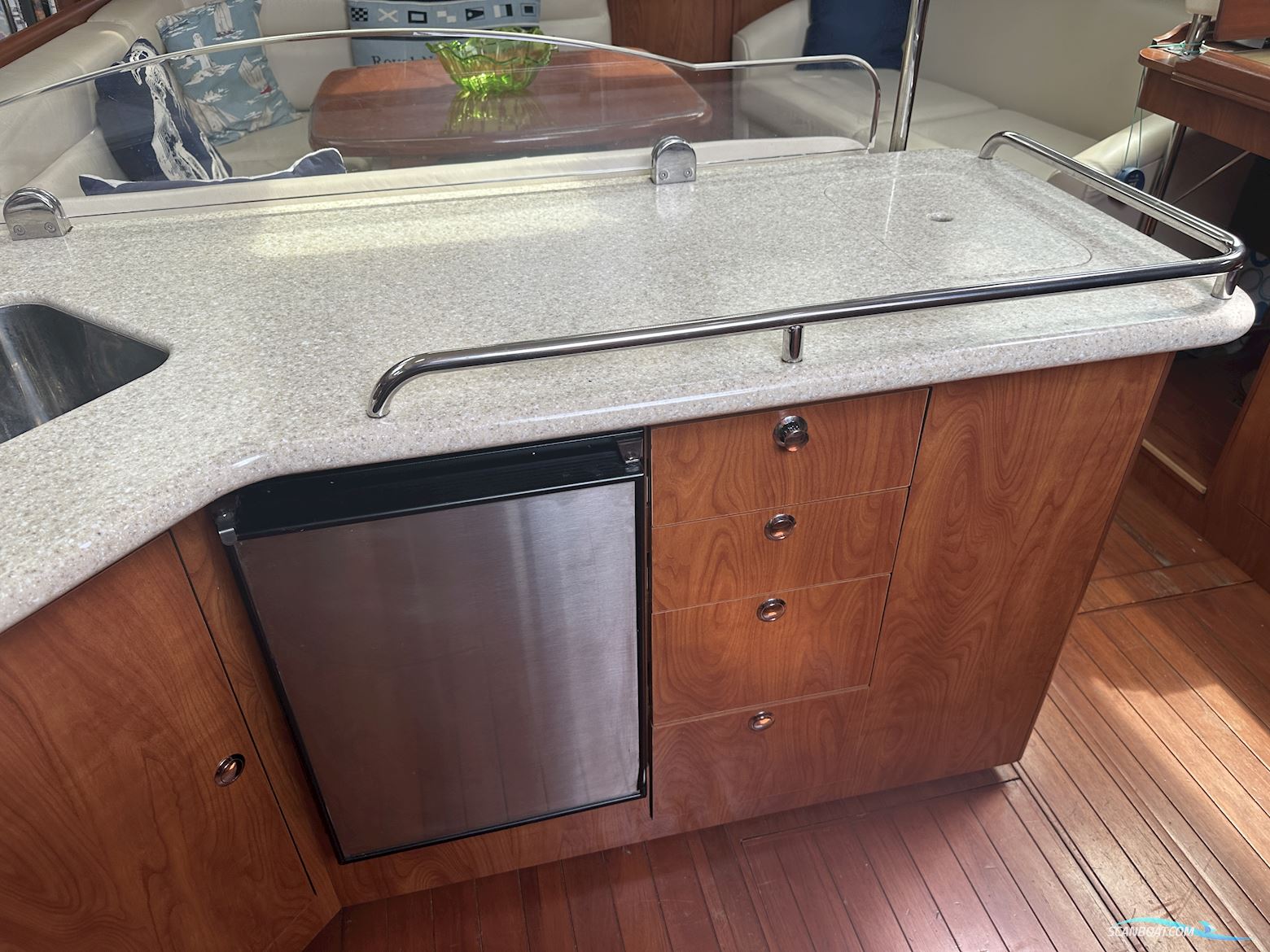 Hunter Legend 41 Deck Saloon