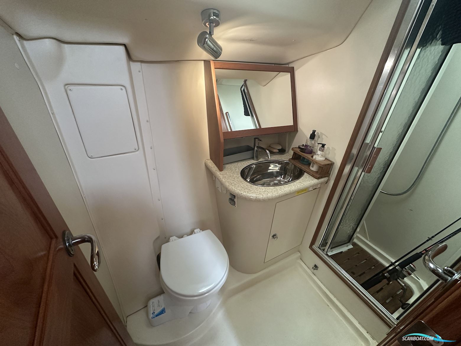 Hunter Legend 41 Deck Saloon