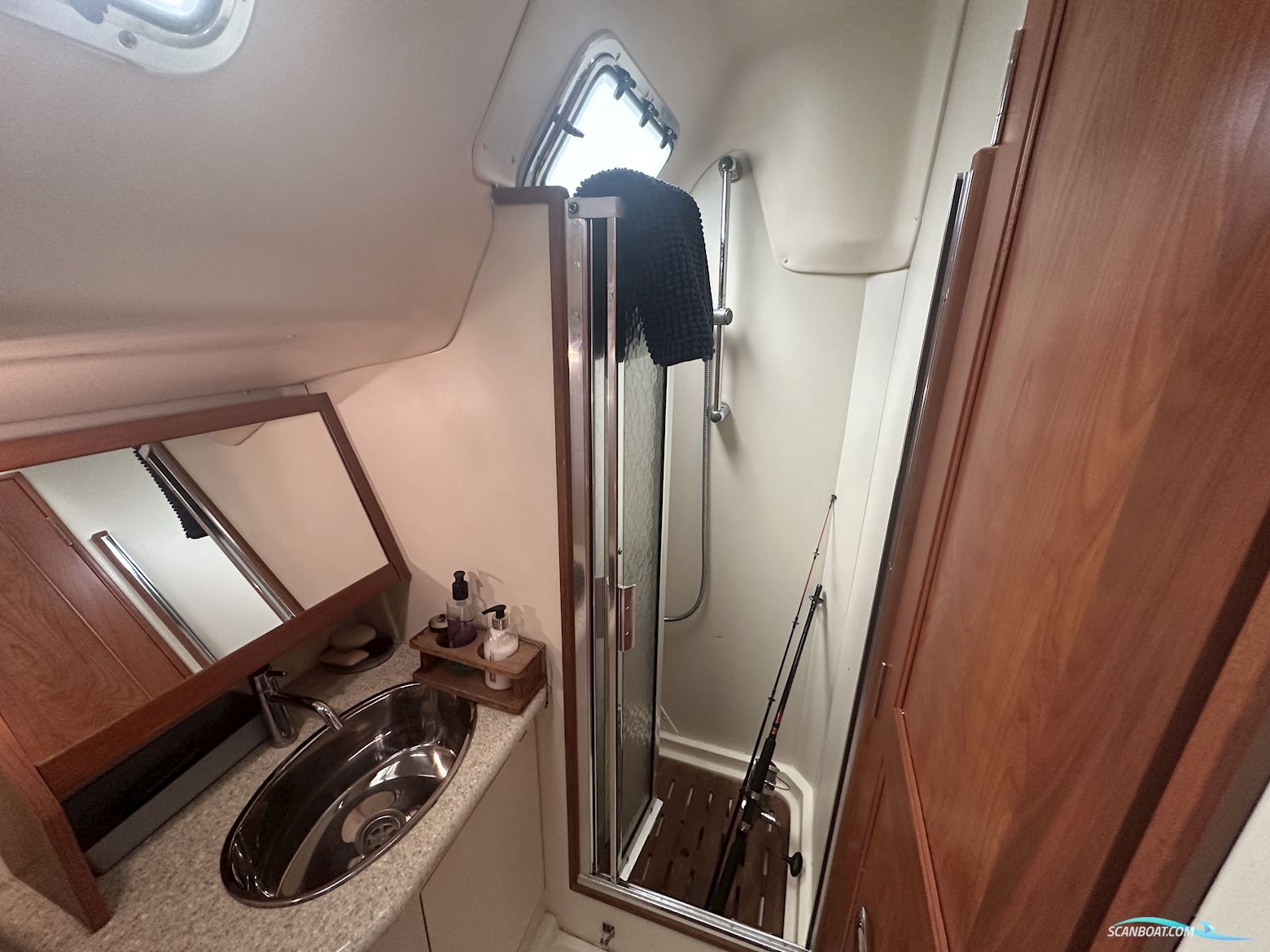 Hunter Legend 41 Deck Saloon