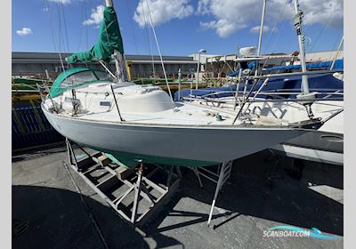 Hustler 30 Sailingboat 1970, with Yanmar engine, United Kingdom