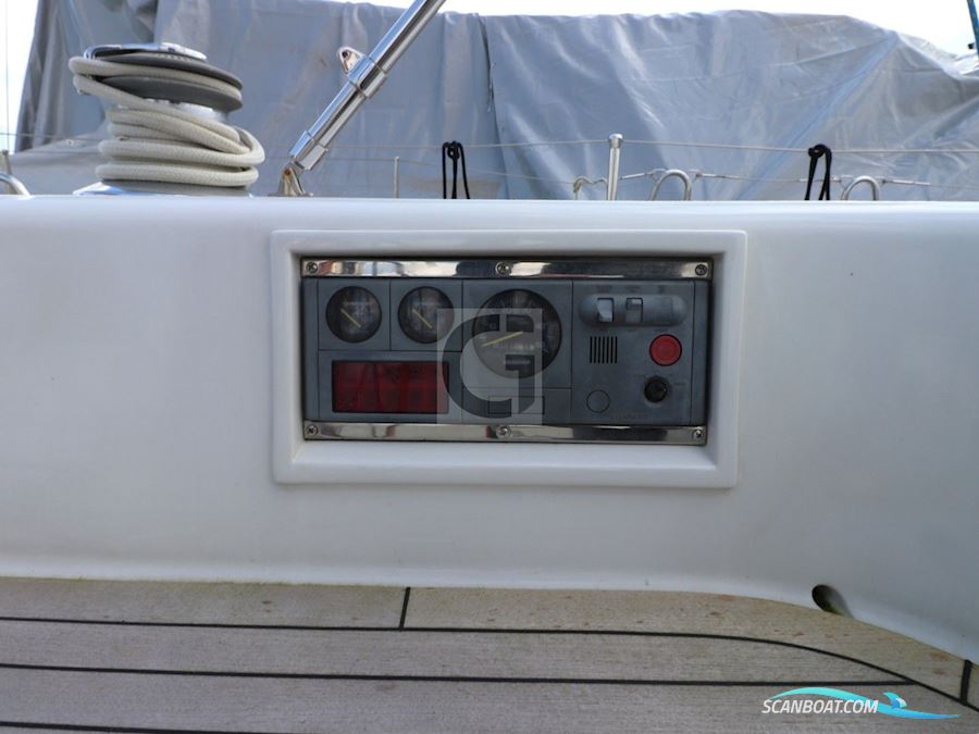 Hylas 54 RS