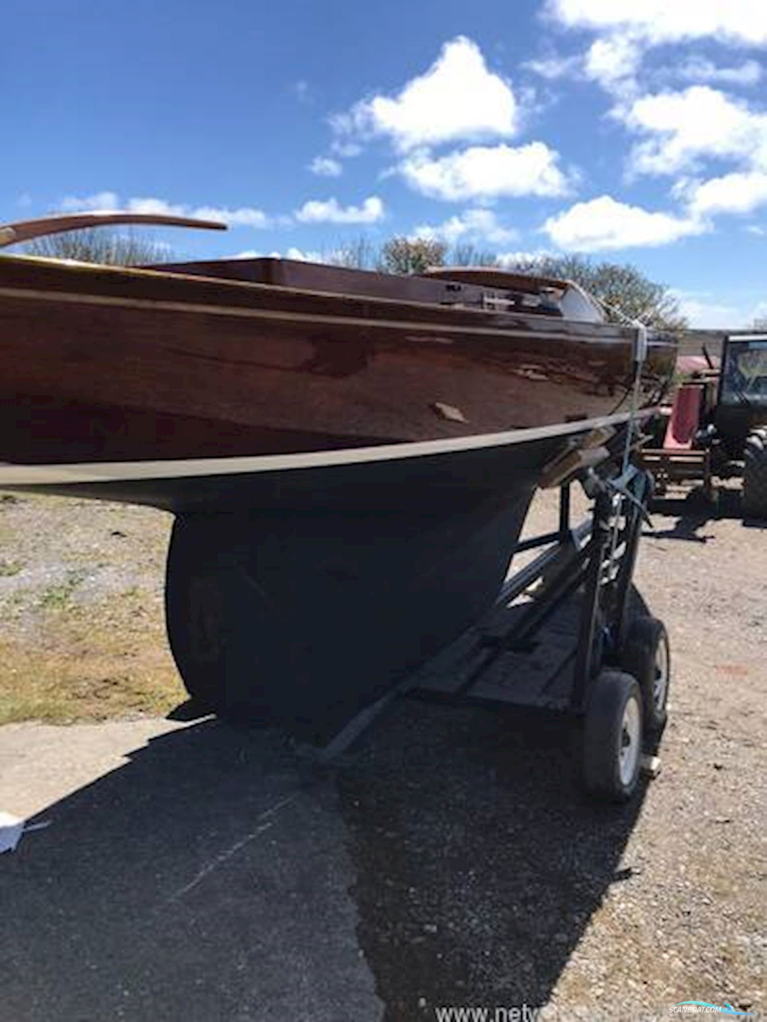 International Dragon 29