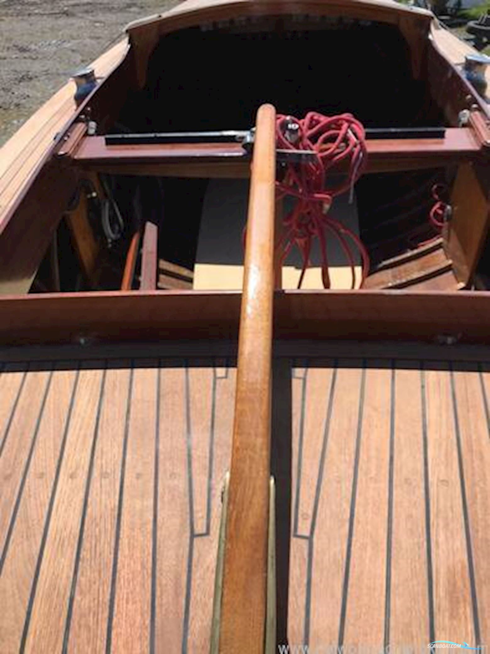 International Dragon 29