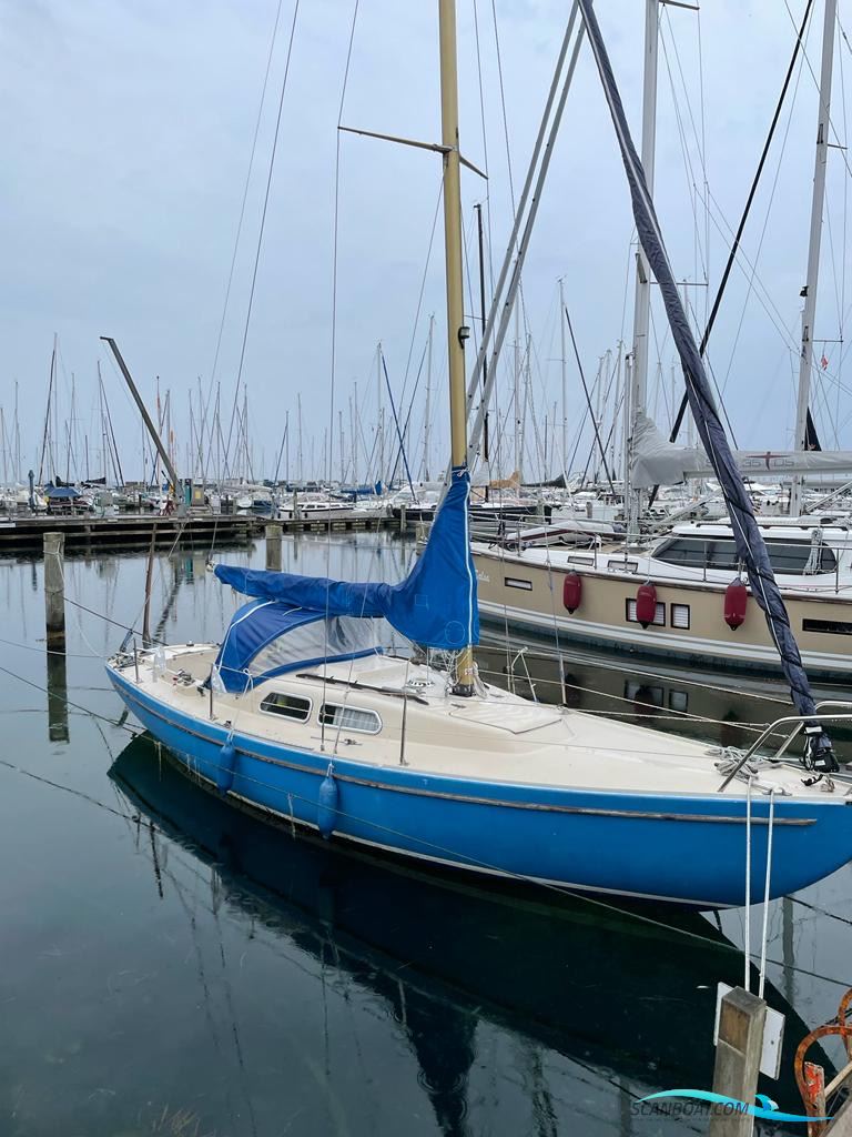 Internationales Folkeboot Sailingboat 1973, with Volvo Penta engine, Germany