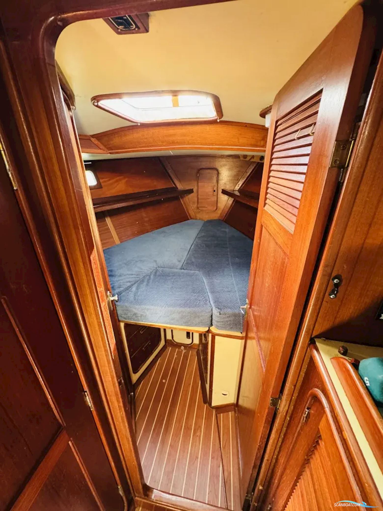 Irwin 41 Center Cockpit Ketch