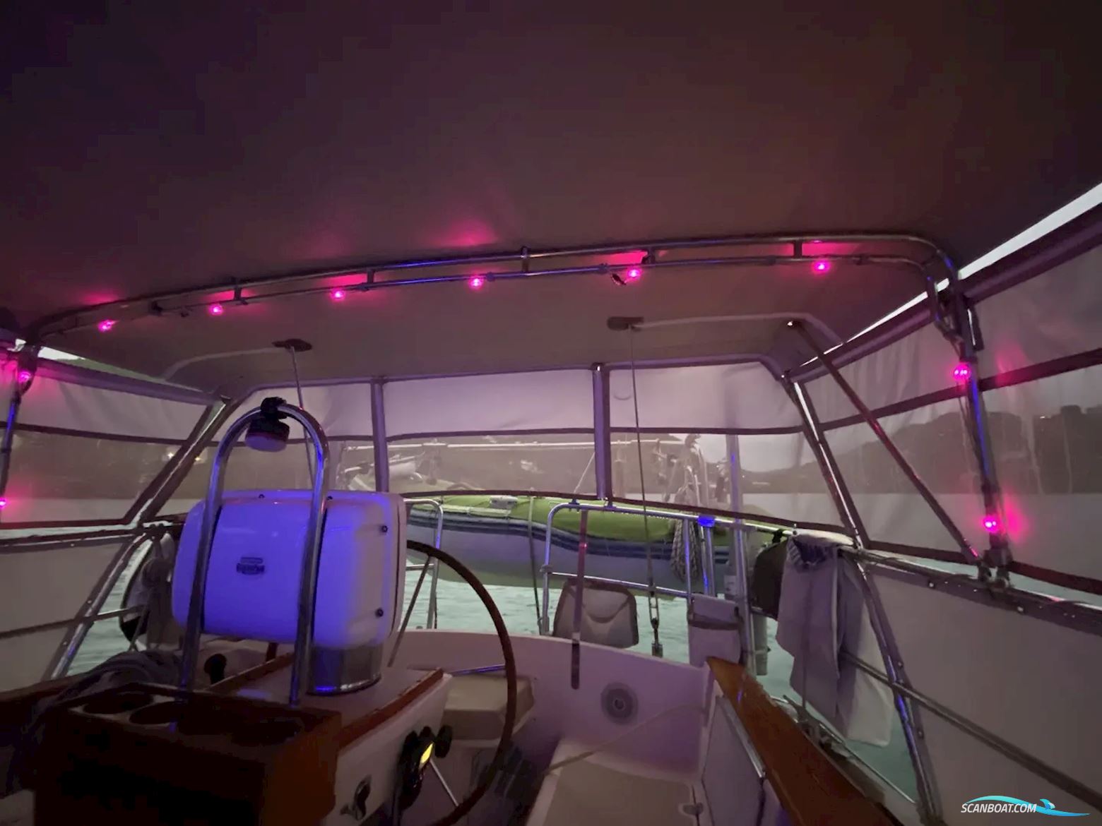 Island Packet 40