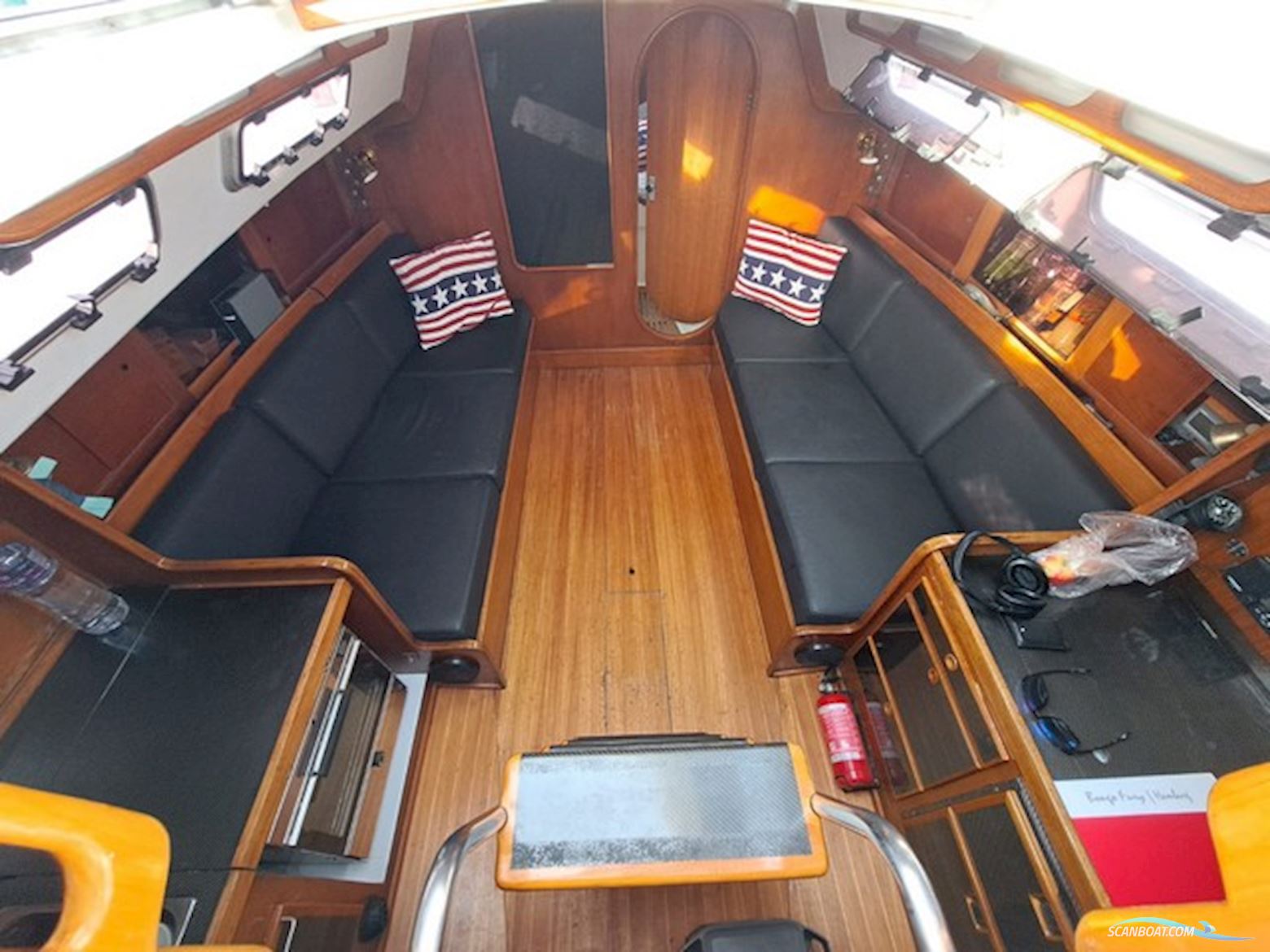 J Boats 35
