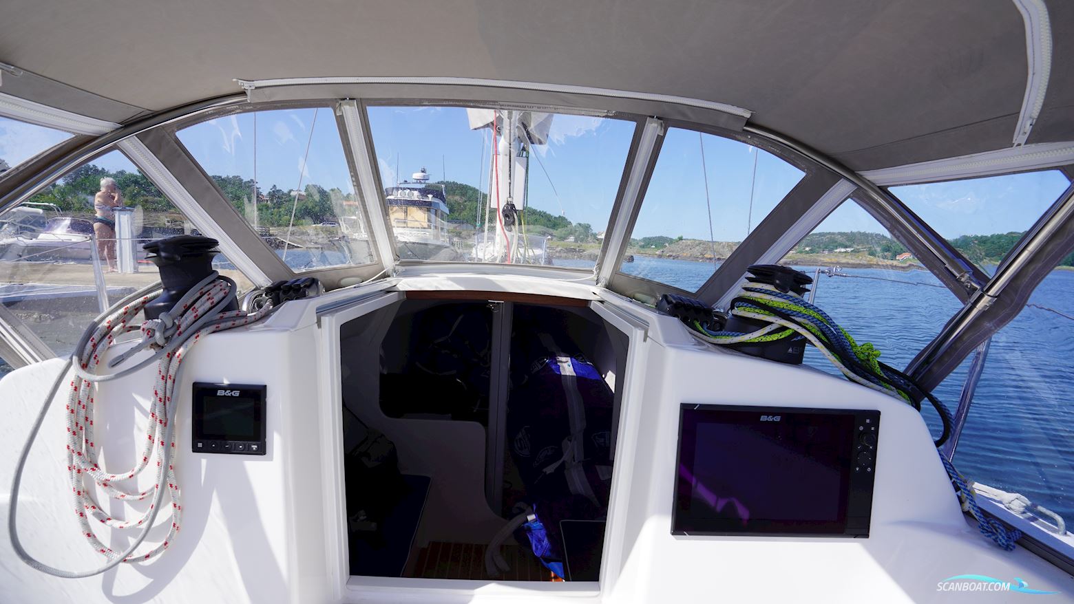 J Boats J 9