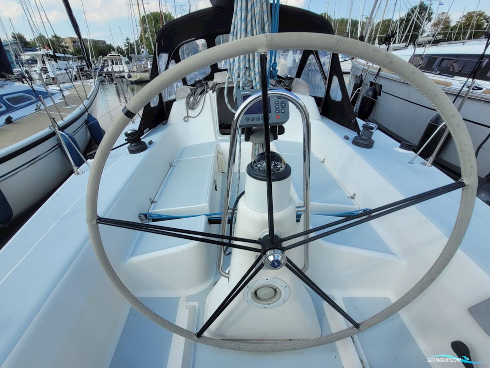J Boats J105