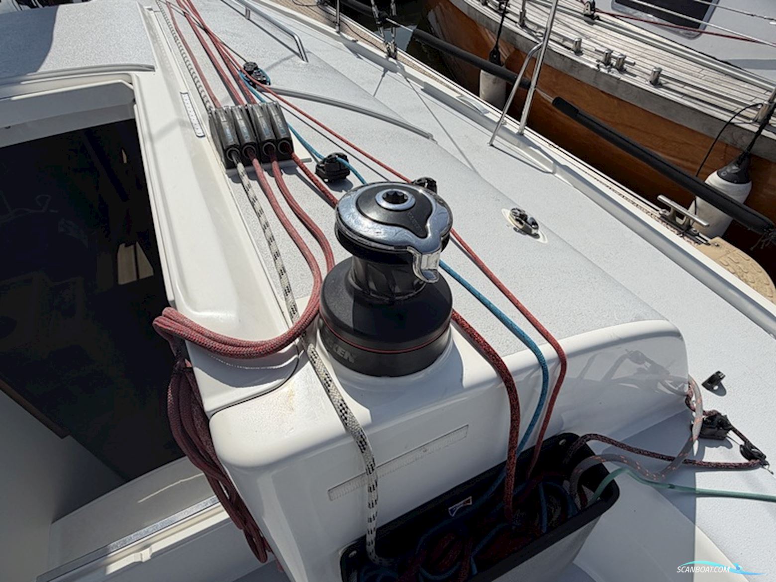 J/112E
