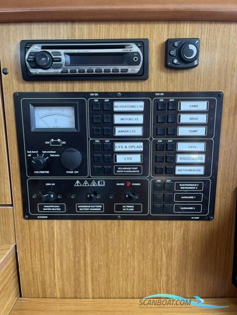 Jeanneau 32i Sun Odyssey Legende