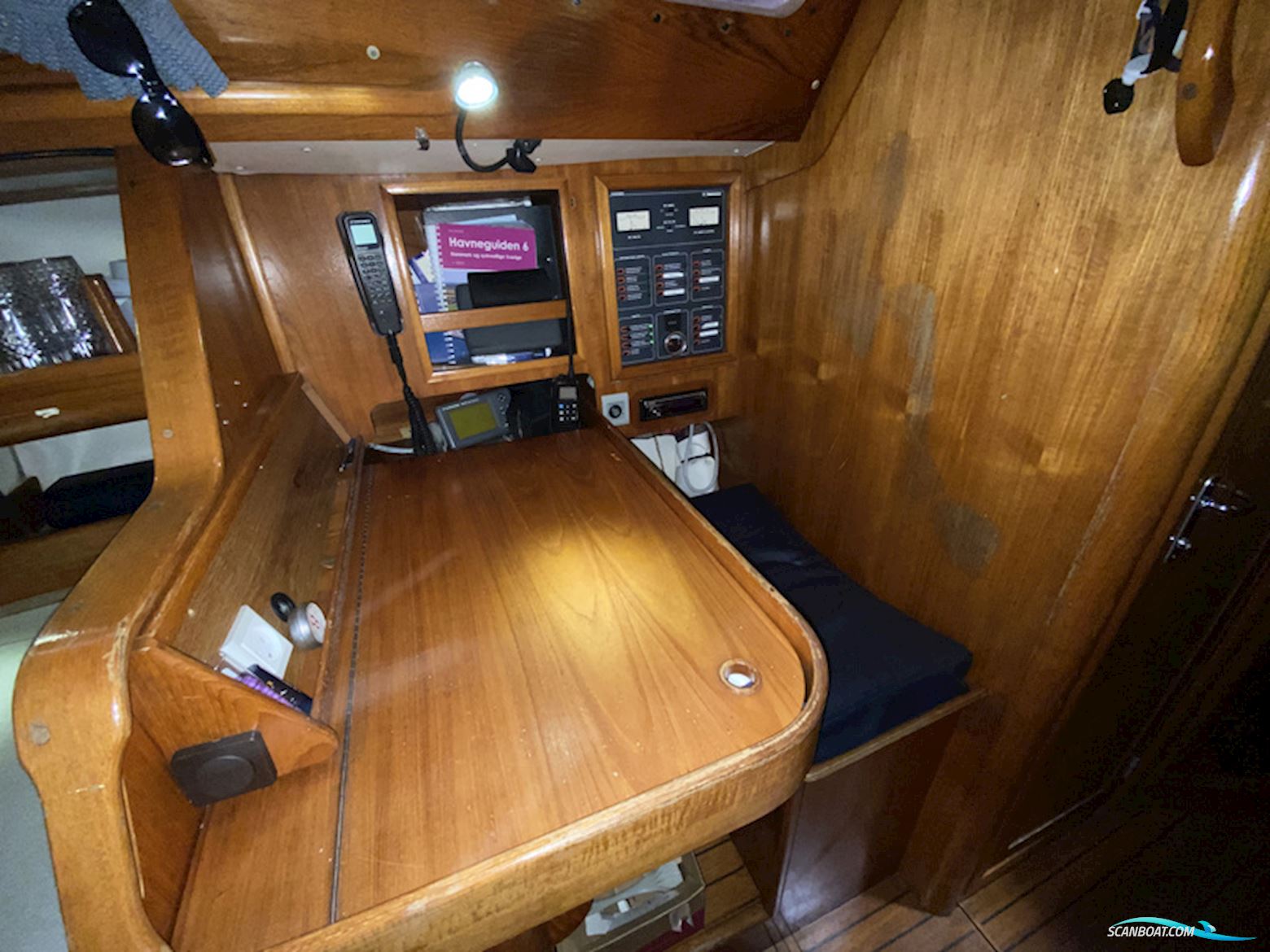 Jeanneau 39