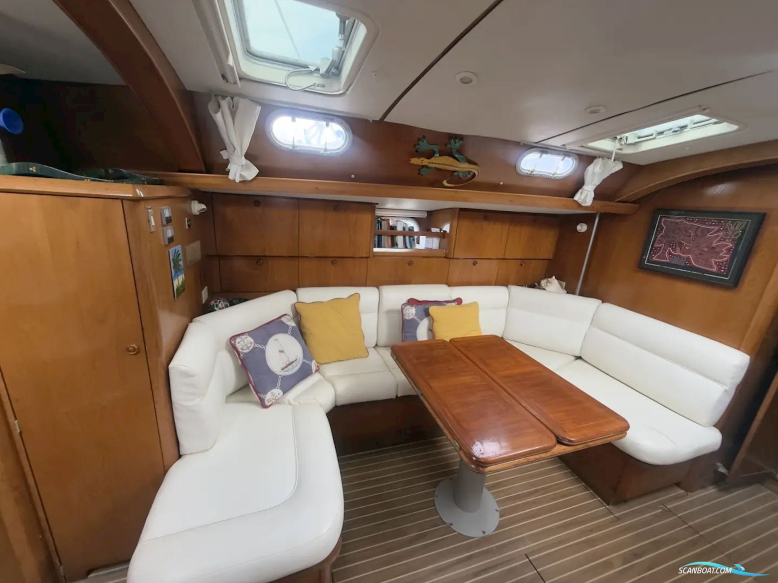 Jeanneau 51.1