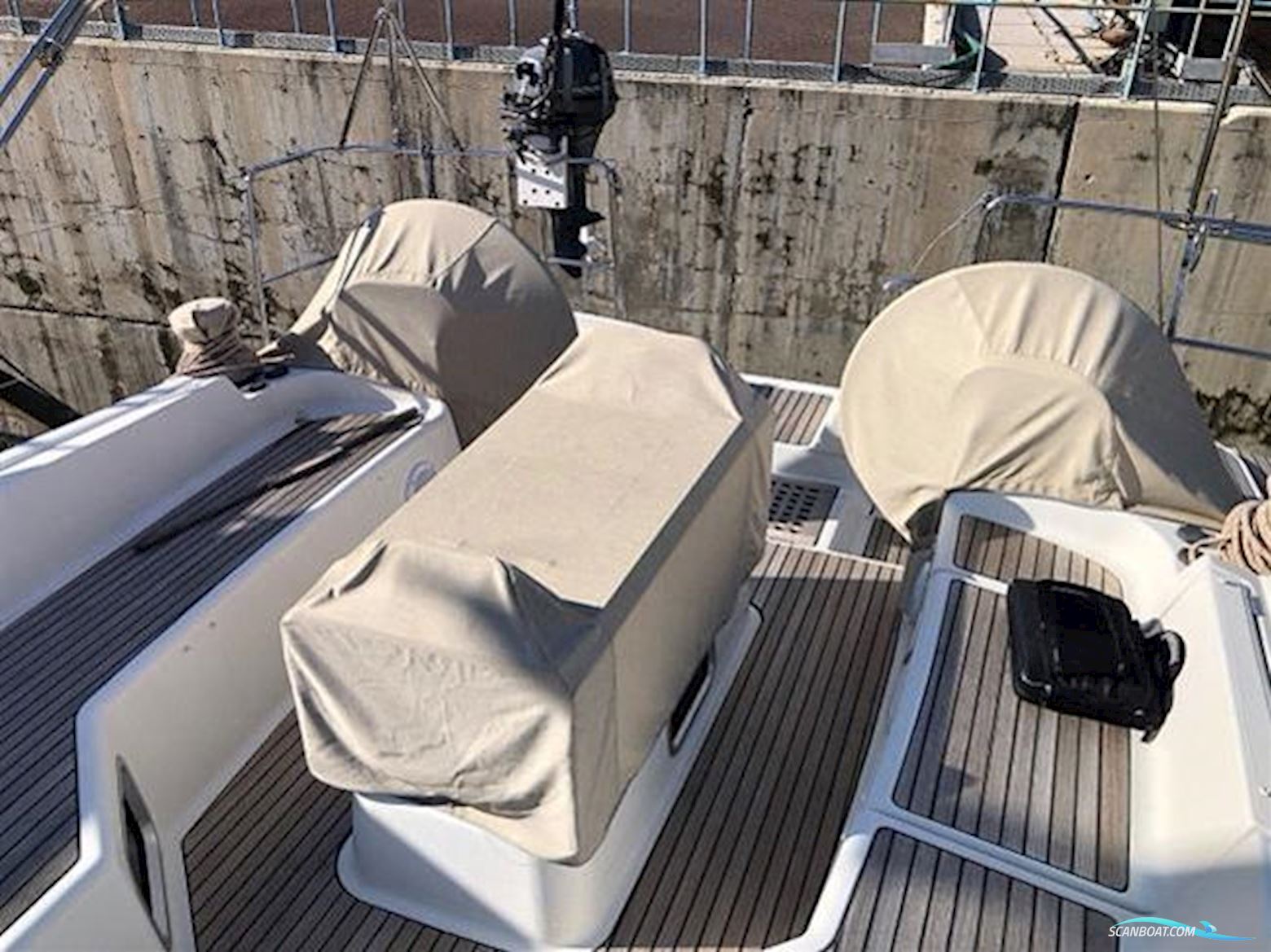 Jeanneau 53