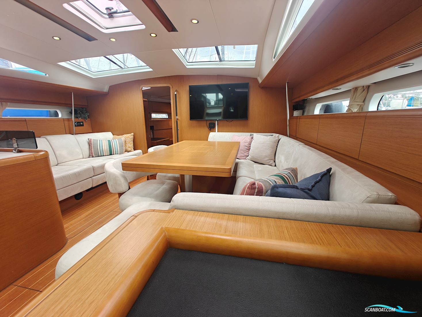 Jeanneau 53 Shallow Draft