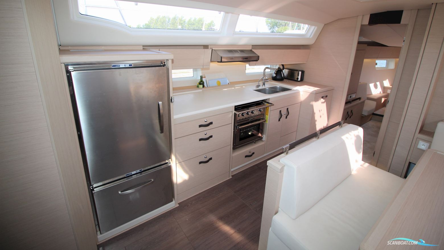 Jeanneau 54 Yacht 