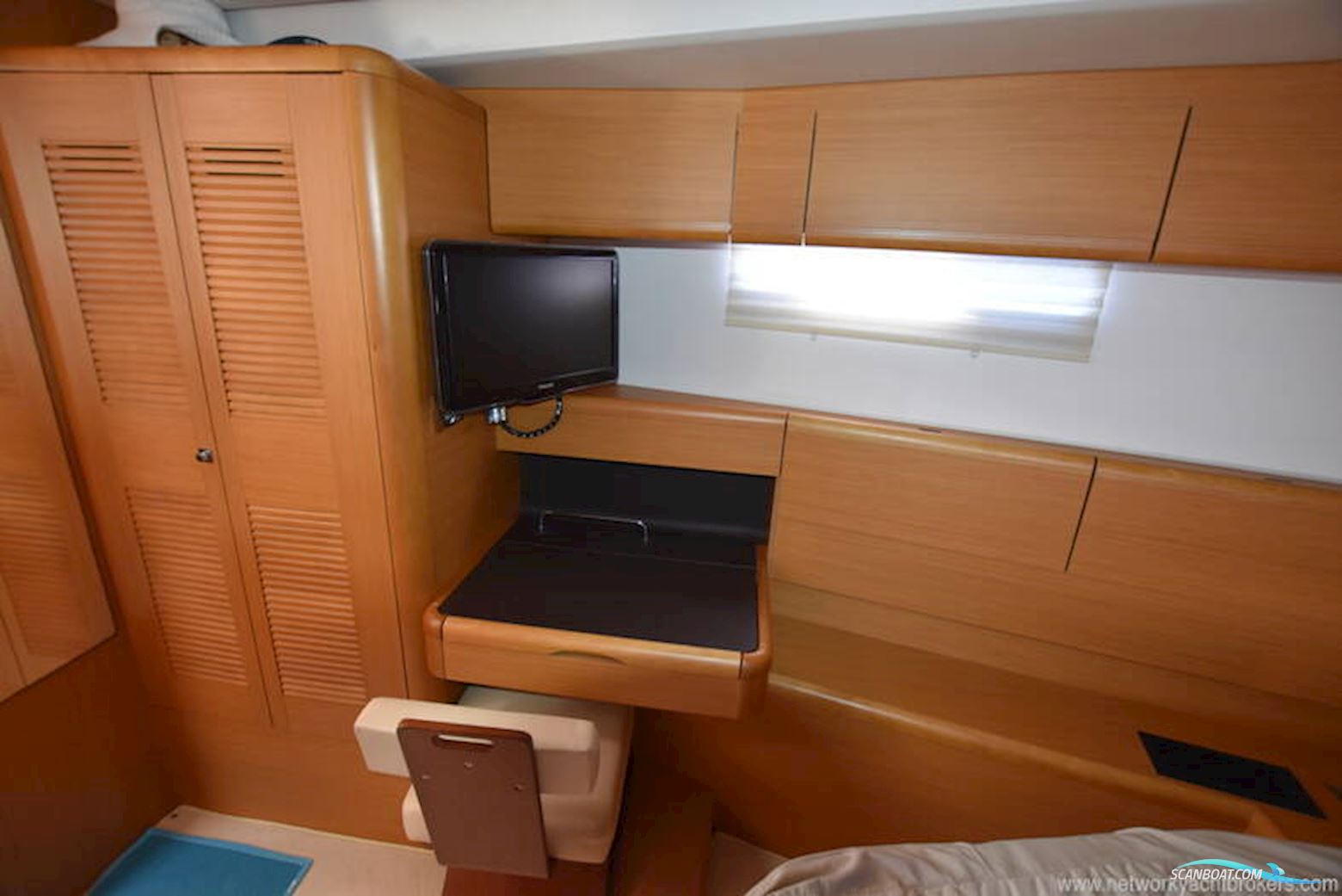 Jeanneau 57