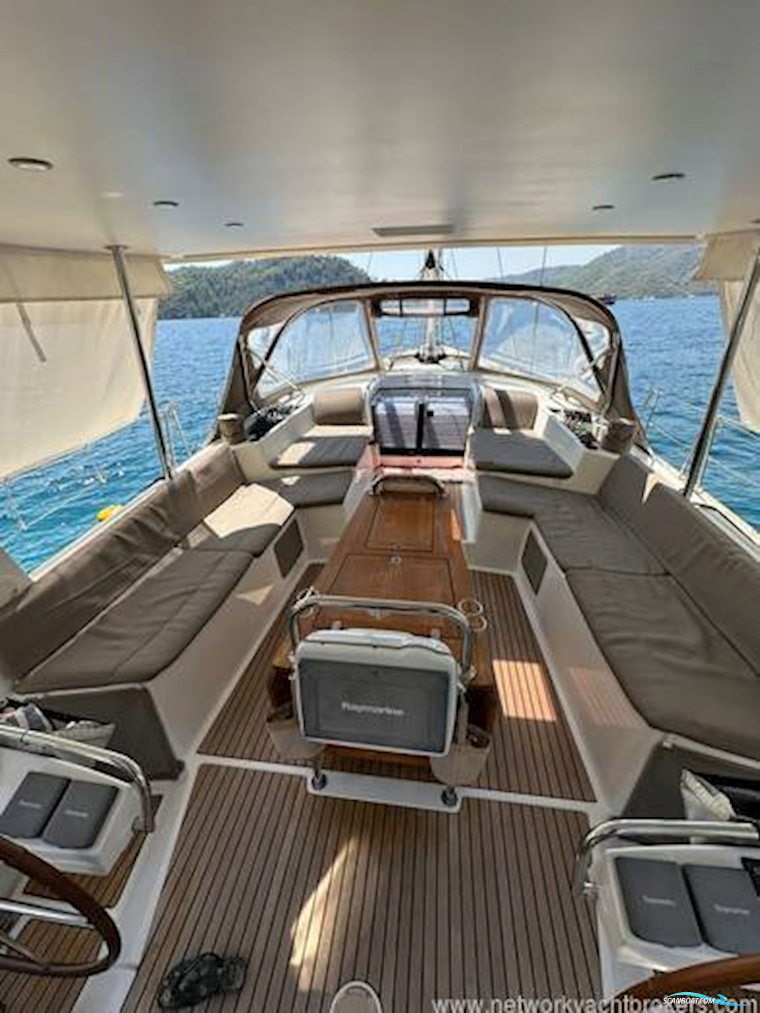 Jeanneau 57