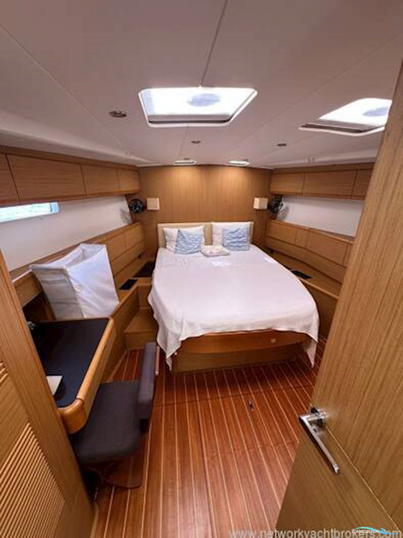 Jeanneau 57