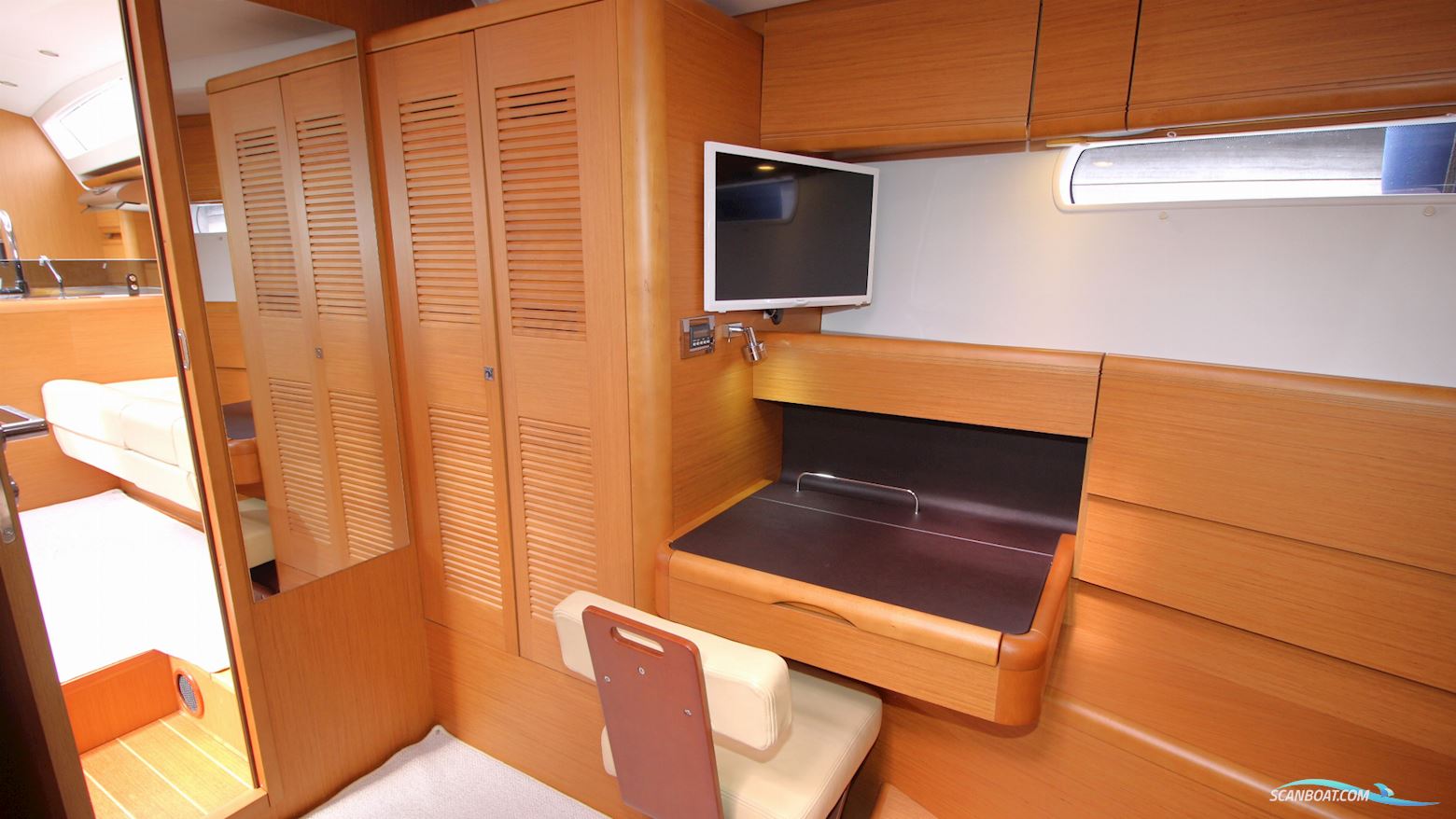 Jeanneau 57 Yacht