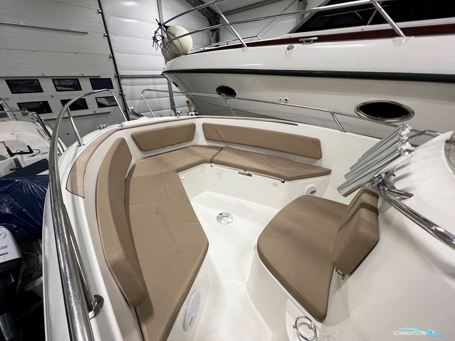 Jeanneau Cap Camarat 7.5 CC