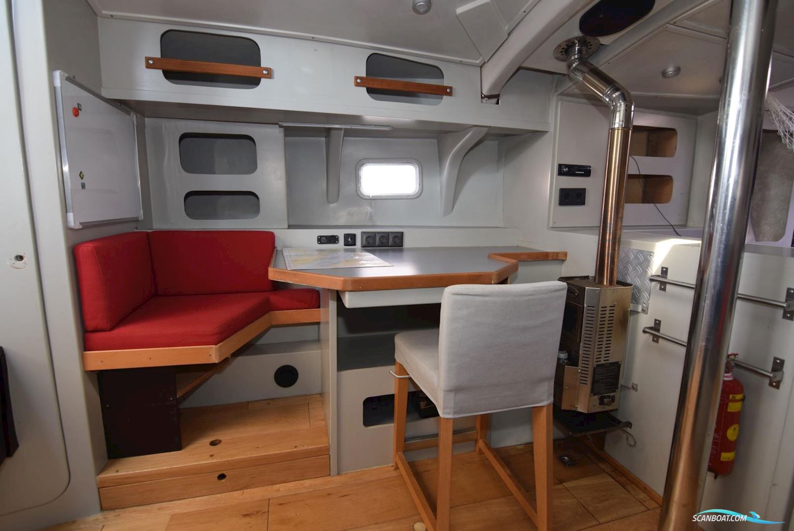 Jeanneau Gin Fizz 38