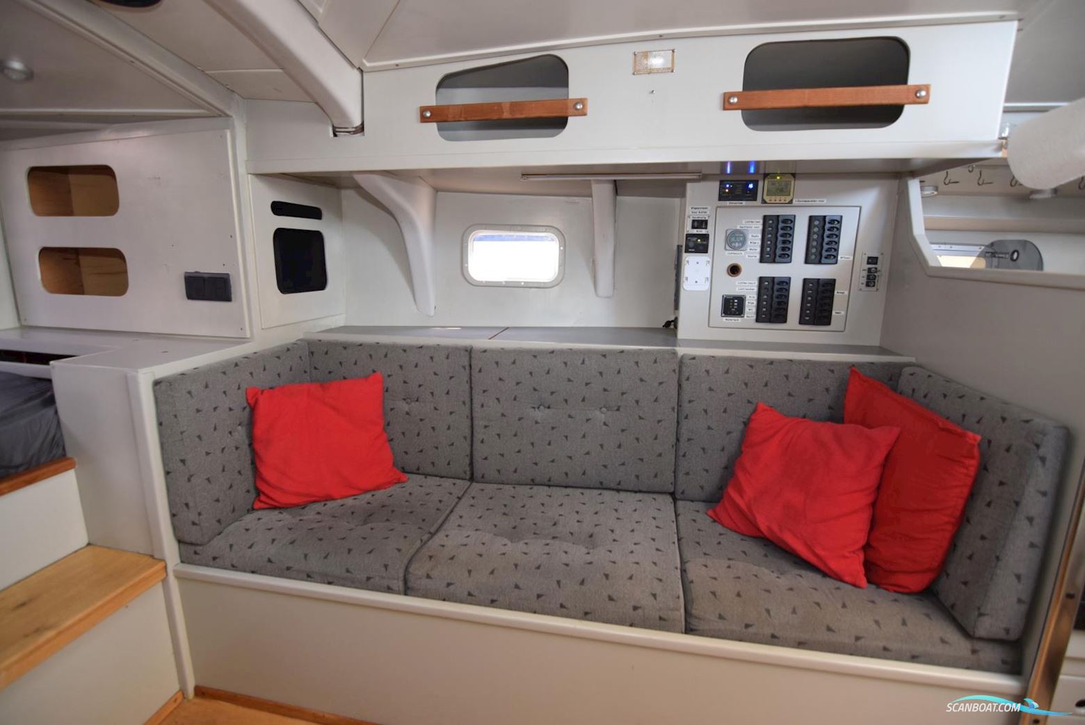 Jeanneau Gin Fizz 38