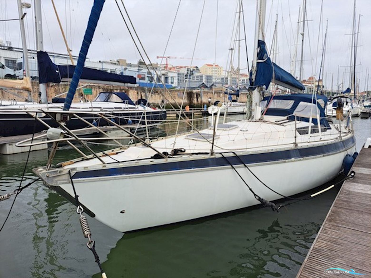 Jeanneau Melody Sailingboat 1979, with Yanmar engine, Portugal