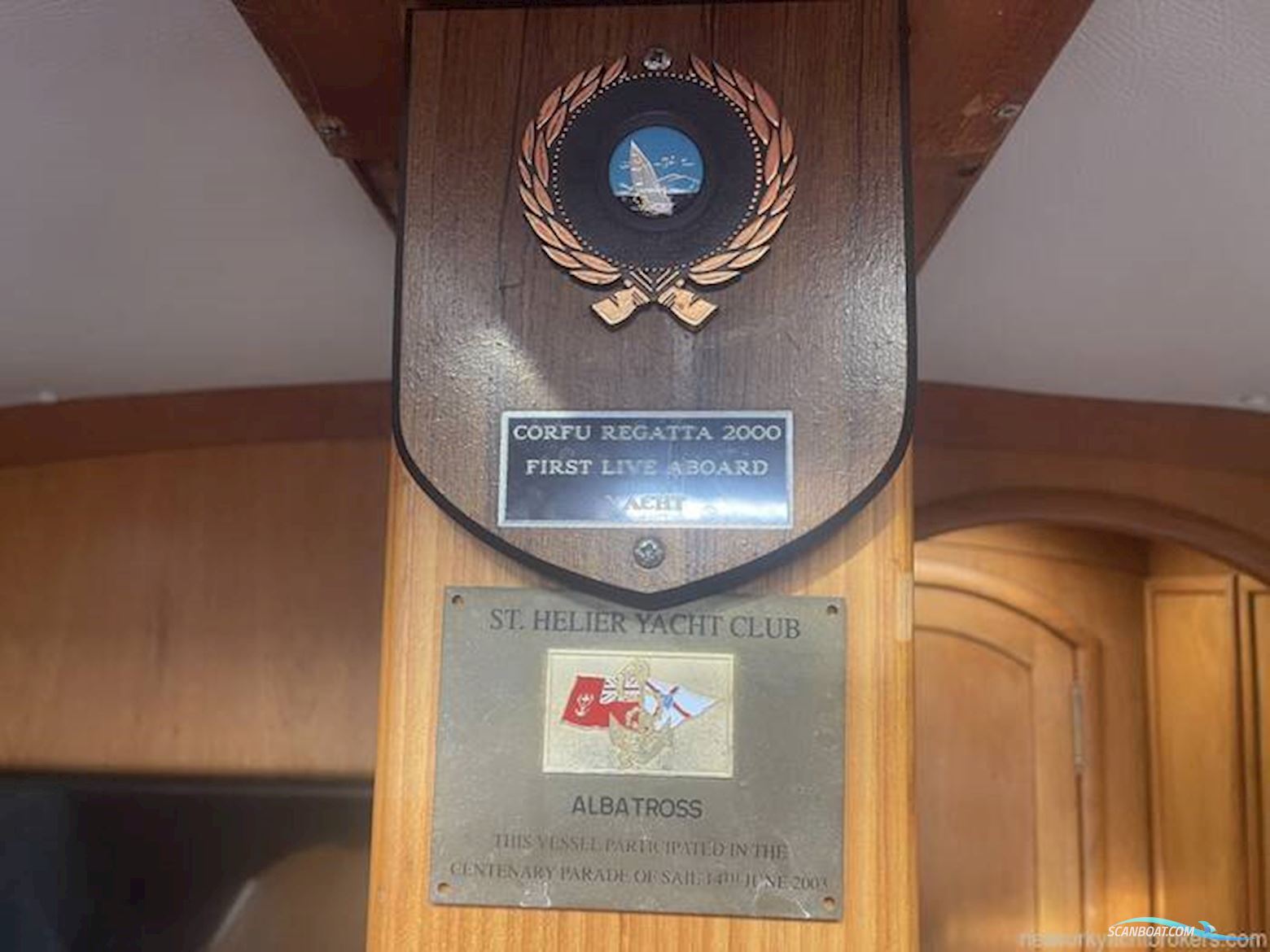 Jeanneau Olympic Sea 42 Sun Legend Hull