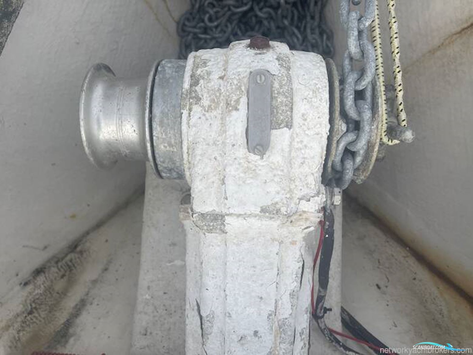 Jeanneau Olympic Sea 42 Sun Legend Hull