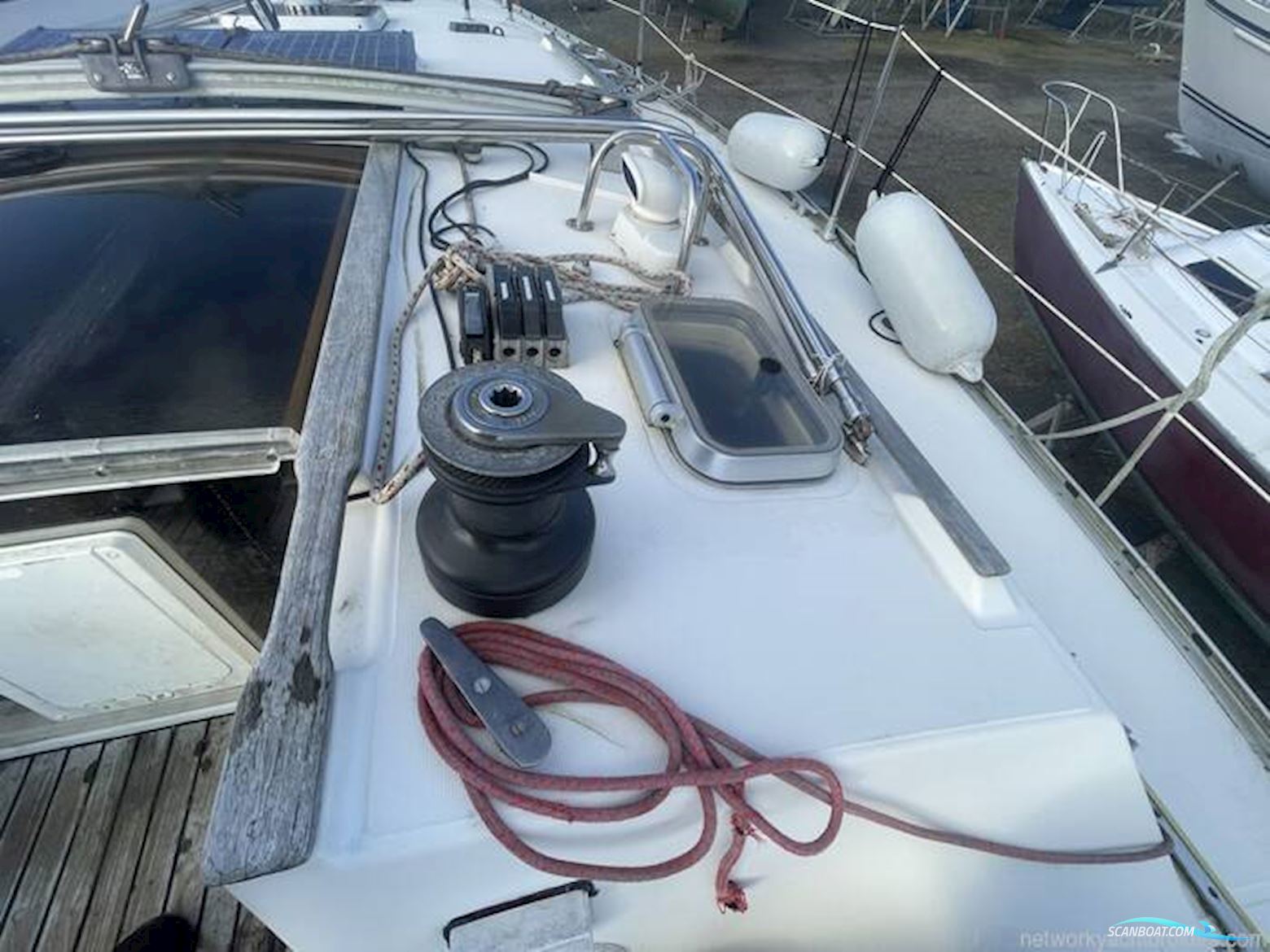 Jeanneau Olympic Sea 42 Sun Legend Hull