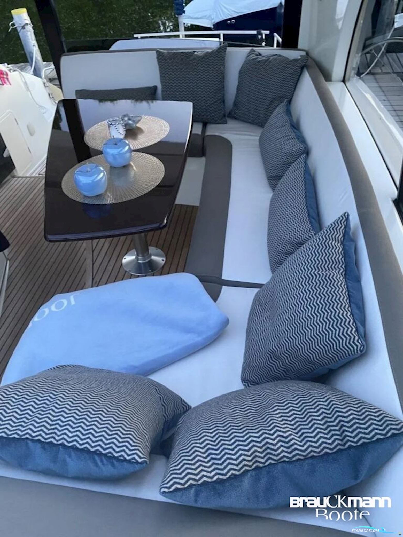 Jeanneau Prestige 42 S