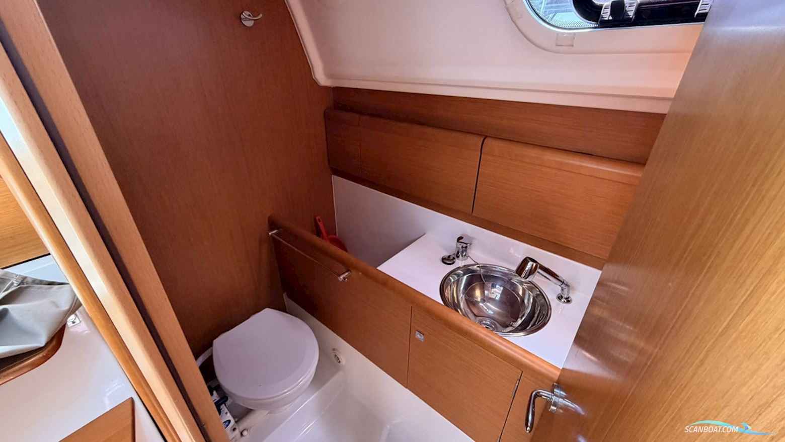 Jeanneau Segelbåt Sun Odyssey 33I