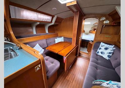 Jeanneau Sun Legende 41 Sailingboat 1987, with Perkins  4108 engine, United Kingdom