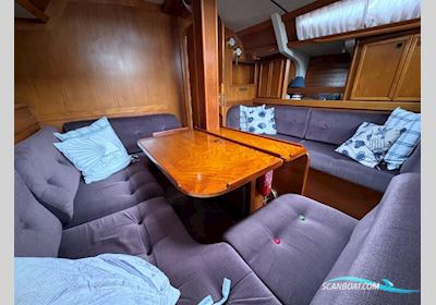 Jeanneau Sun Legende 41 Sailingboat 1987, with Perkins  4108 engine, United Kingdom