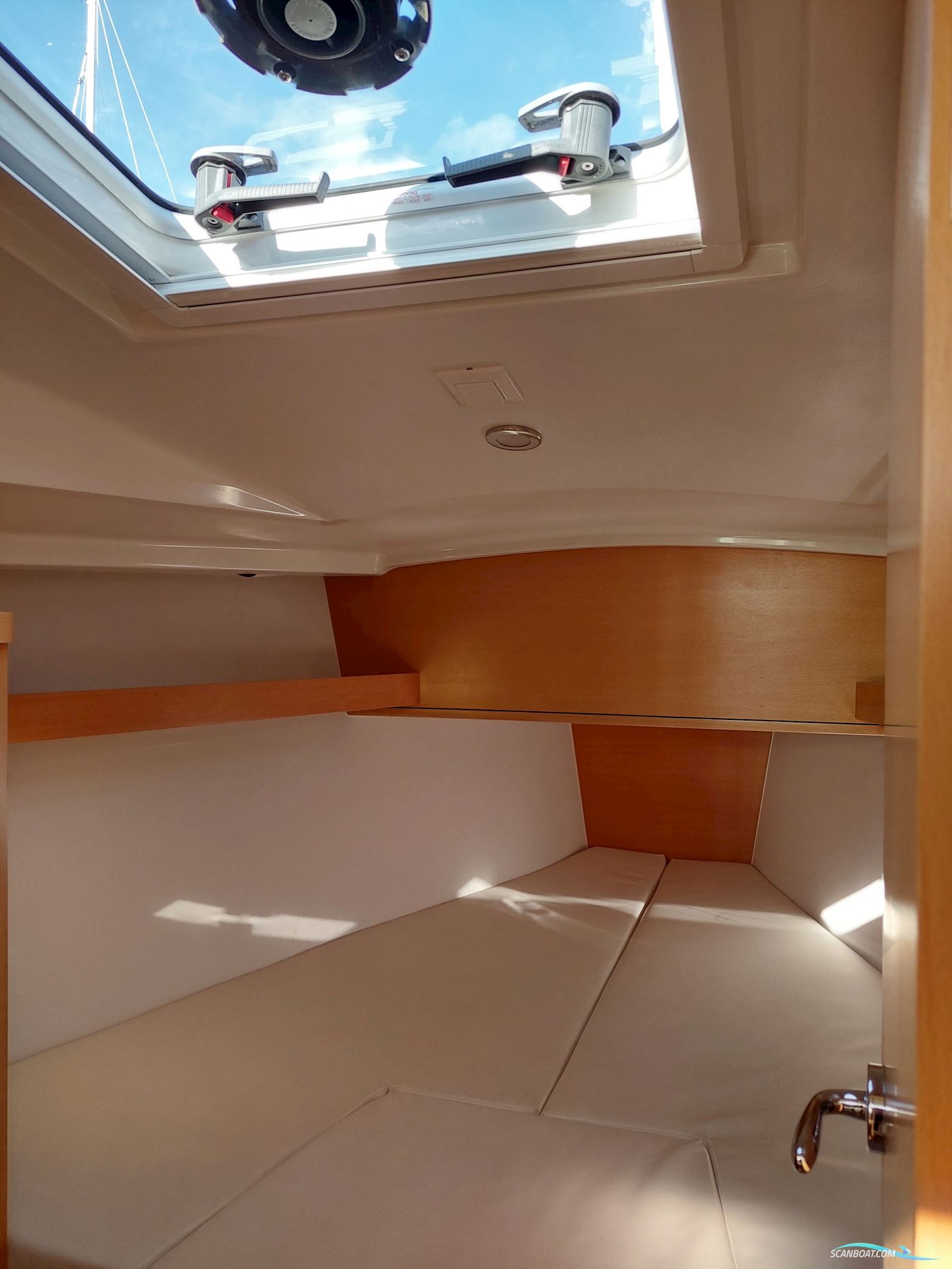 Jeanneau Sun Odyssey 319