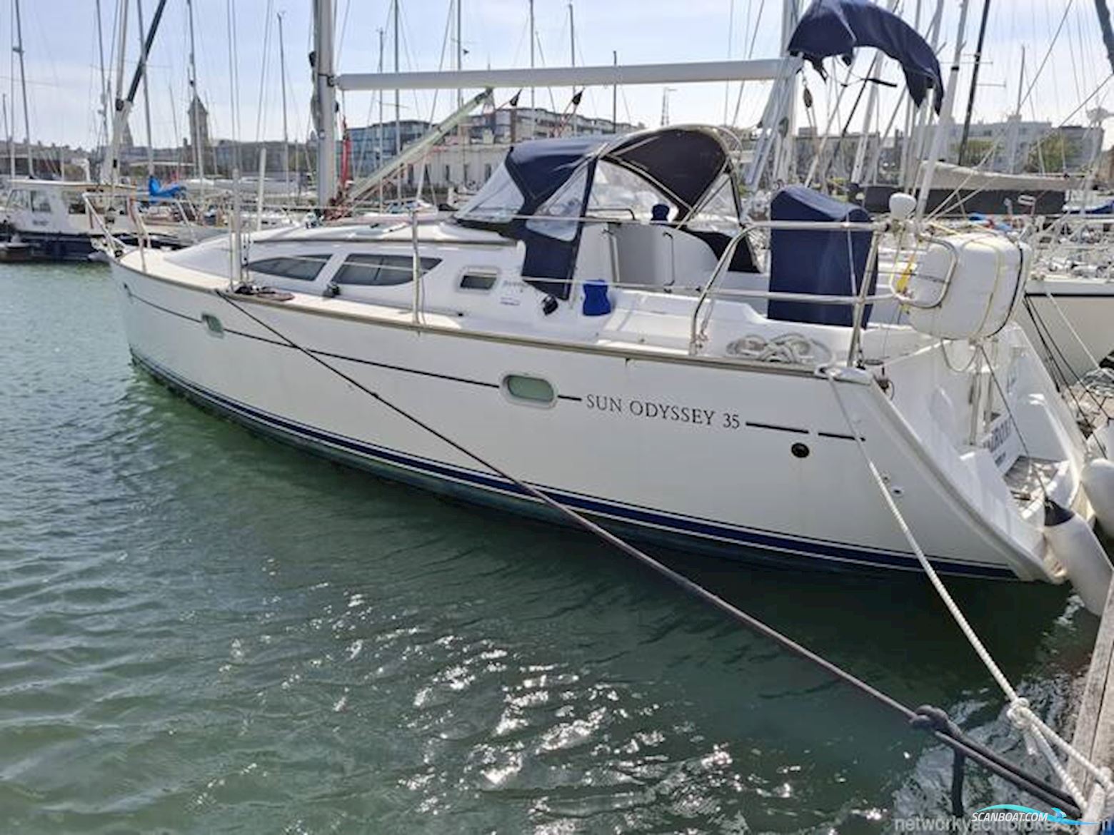Jeanneau Sun Odyssey 35