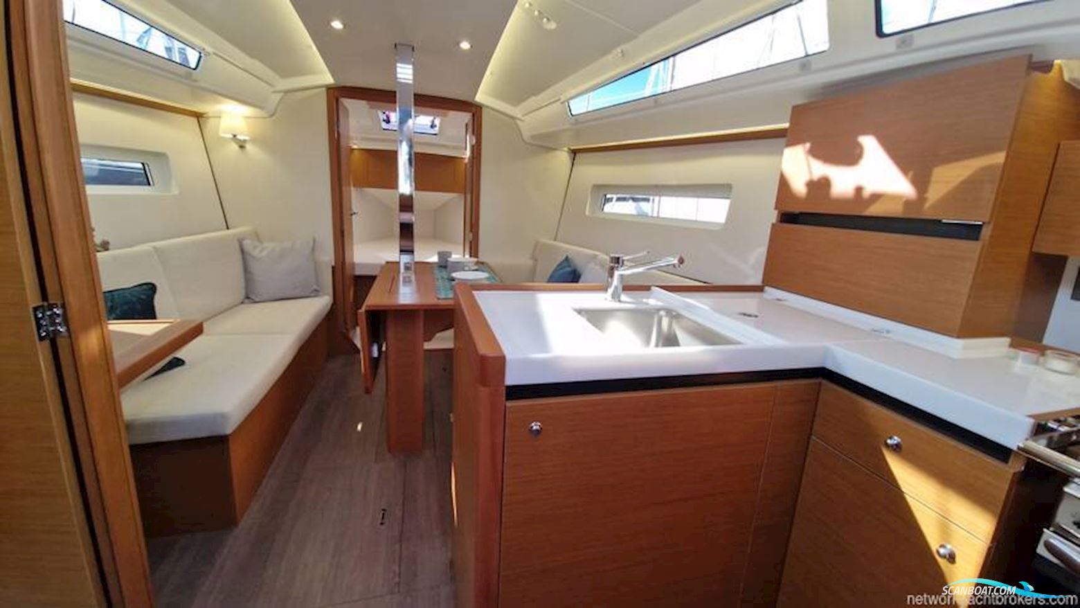 Jeanneau Sun Odyssey 350