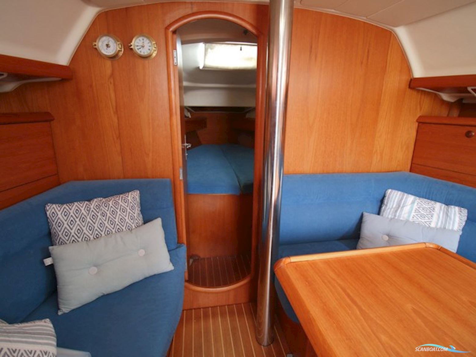 Jeanneau Sun Odyssey 37