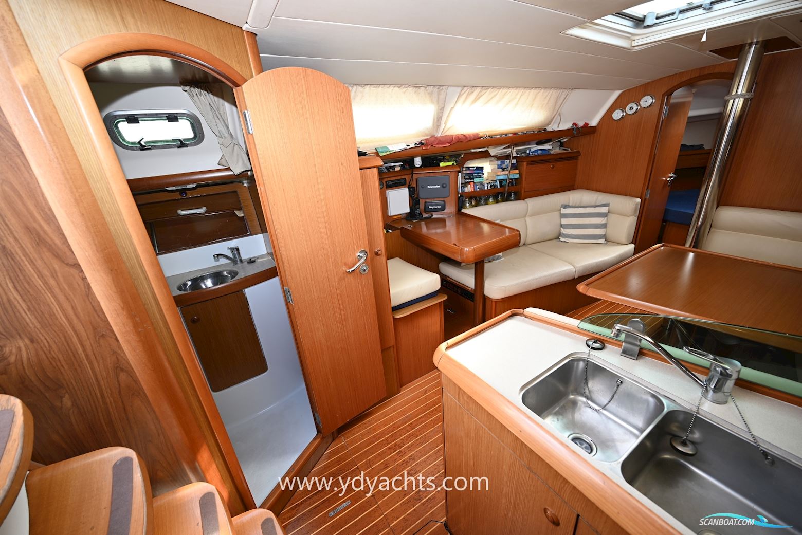 Jeanneau Sun Odyssey 37