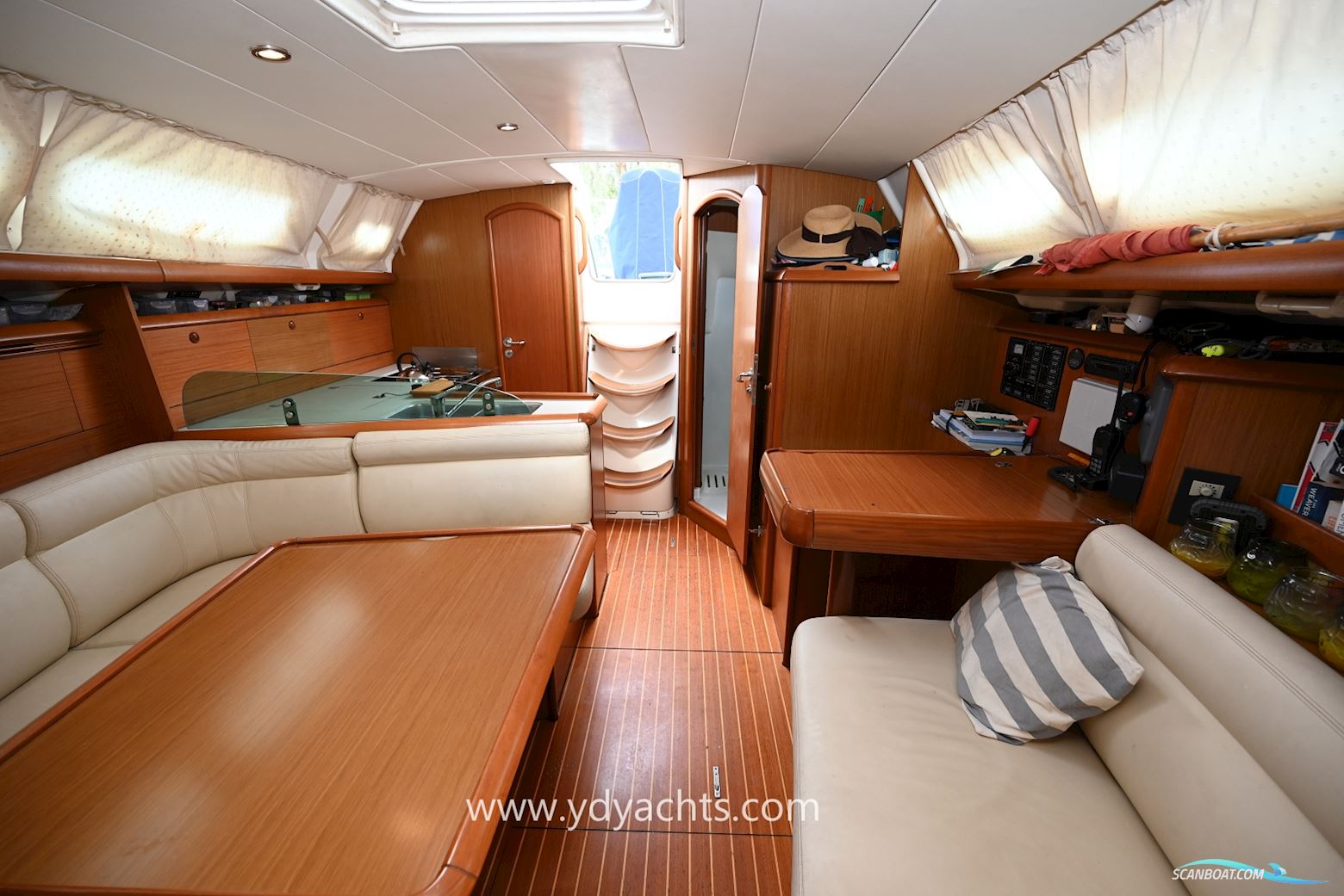 Jeanneau Sun Odyssey 37