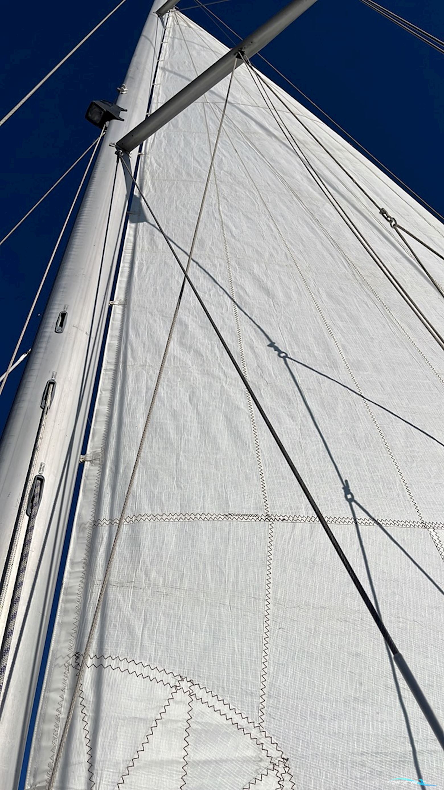 Jeanneau Sun Odyssey 37