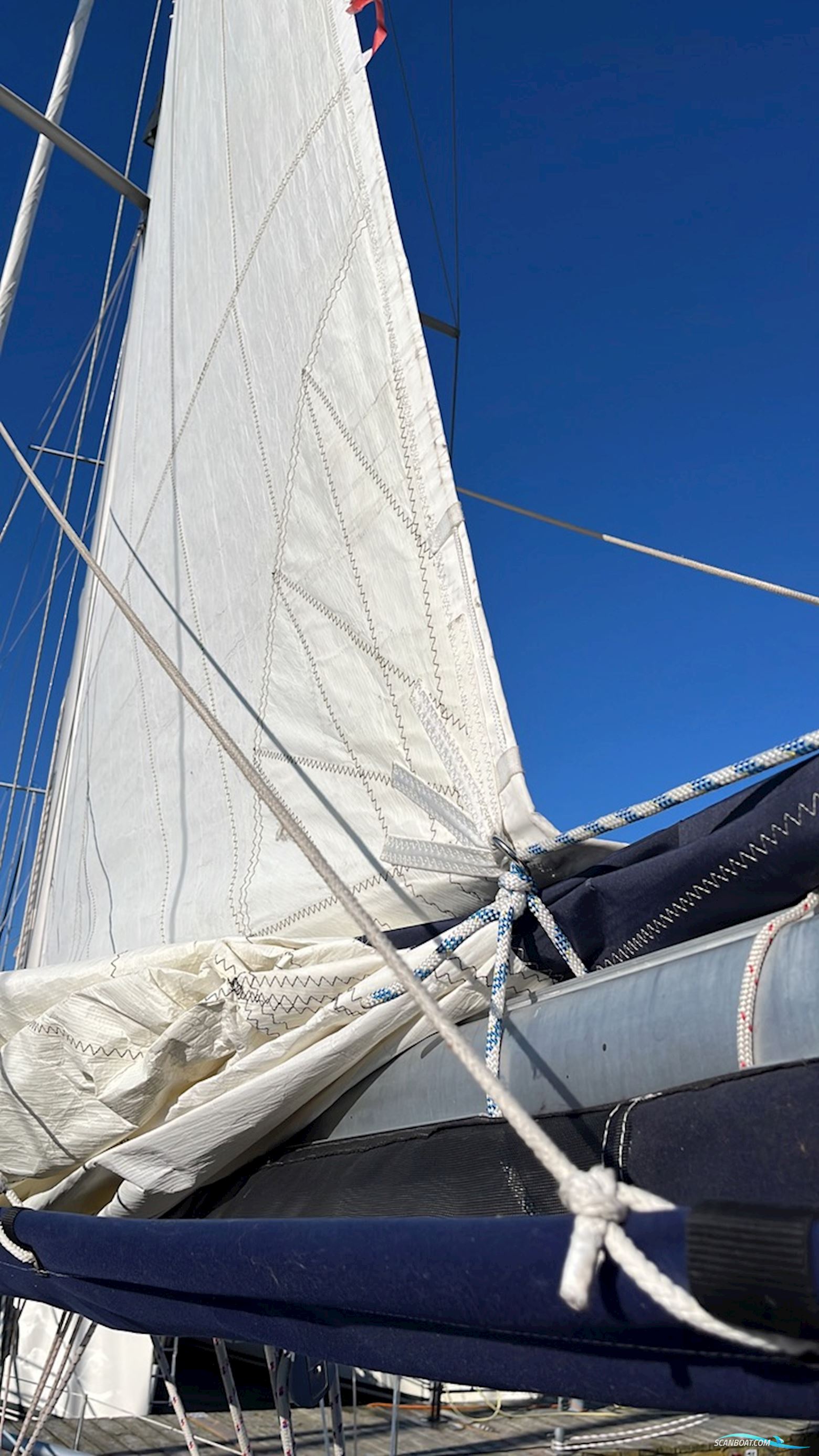Jeanneau Sun Odyssey 37