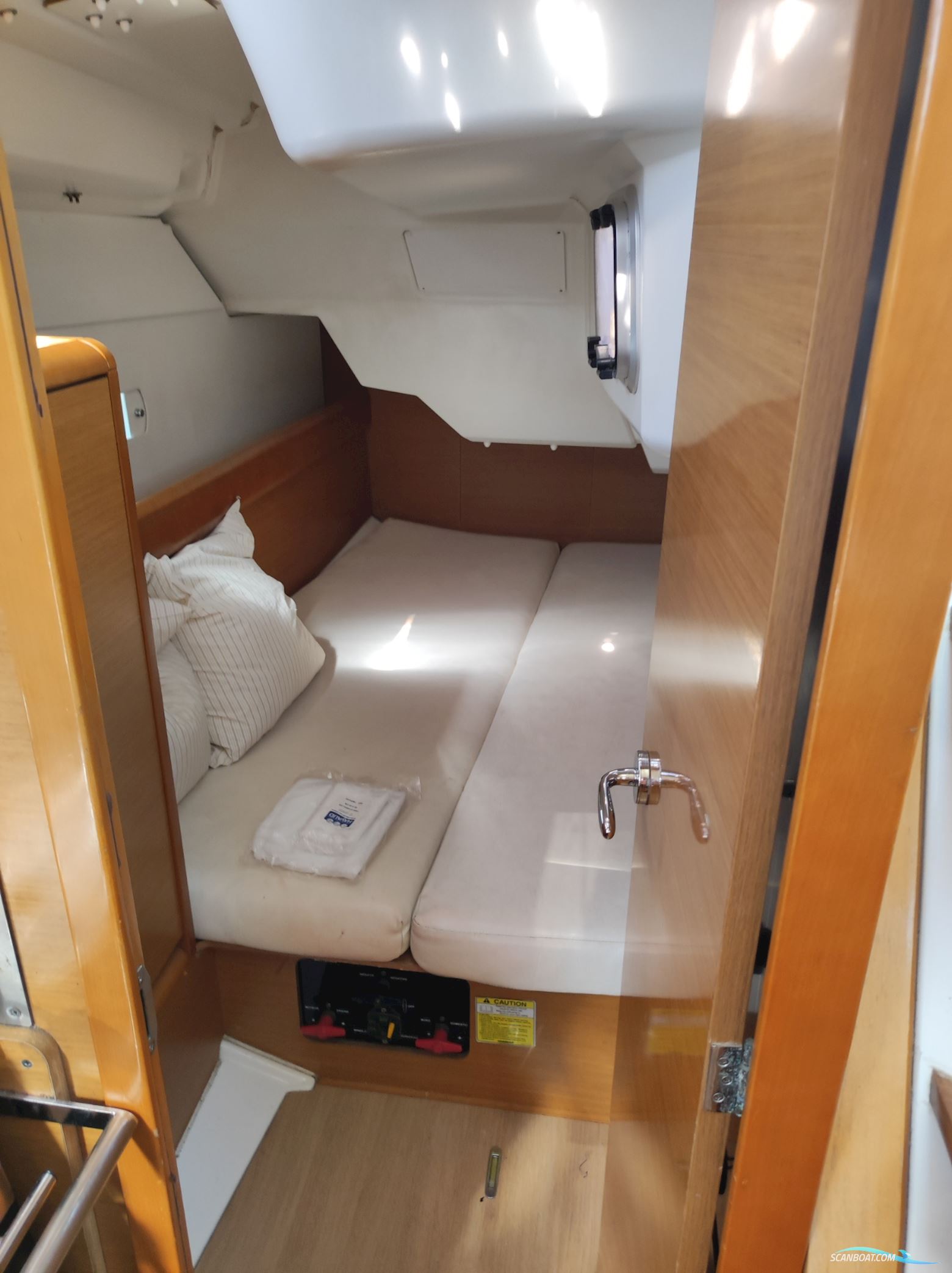 Jeanneau Sun Odyssey 379