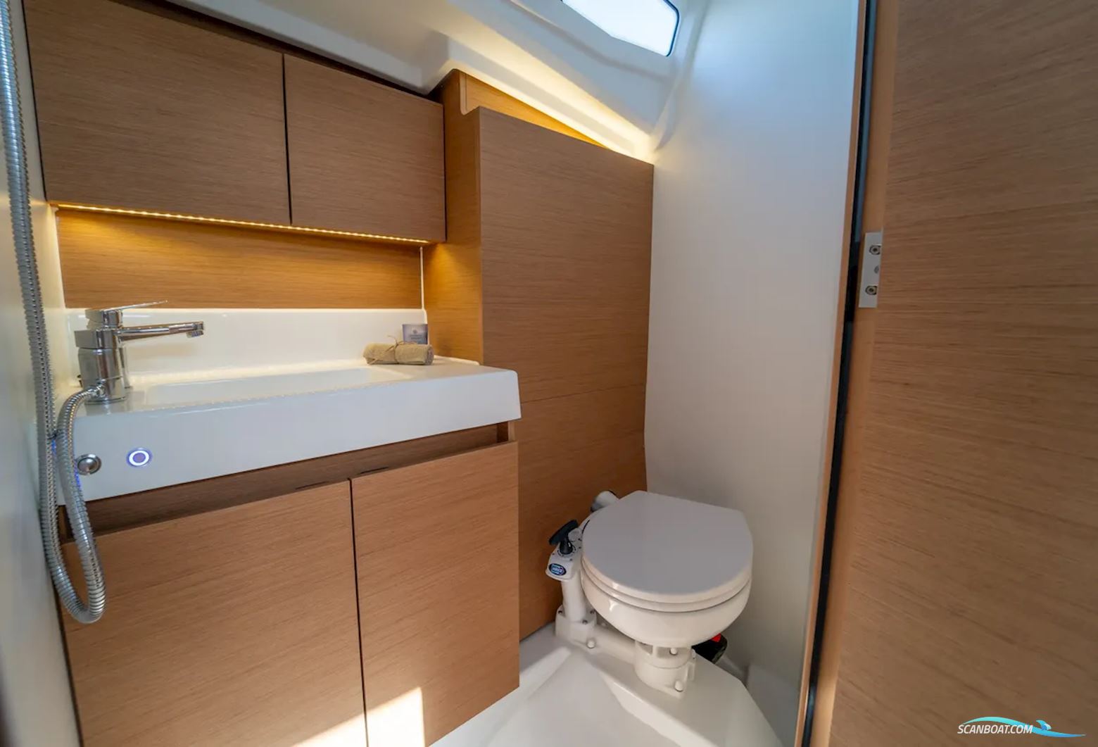 Jeanneau Sun Odyssey 380