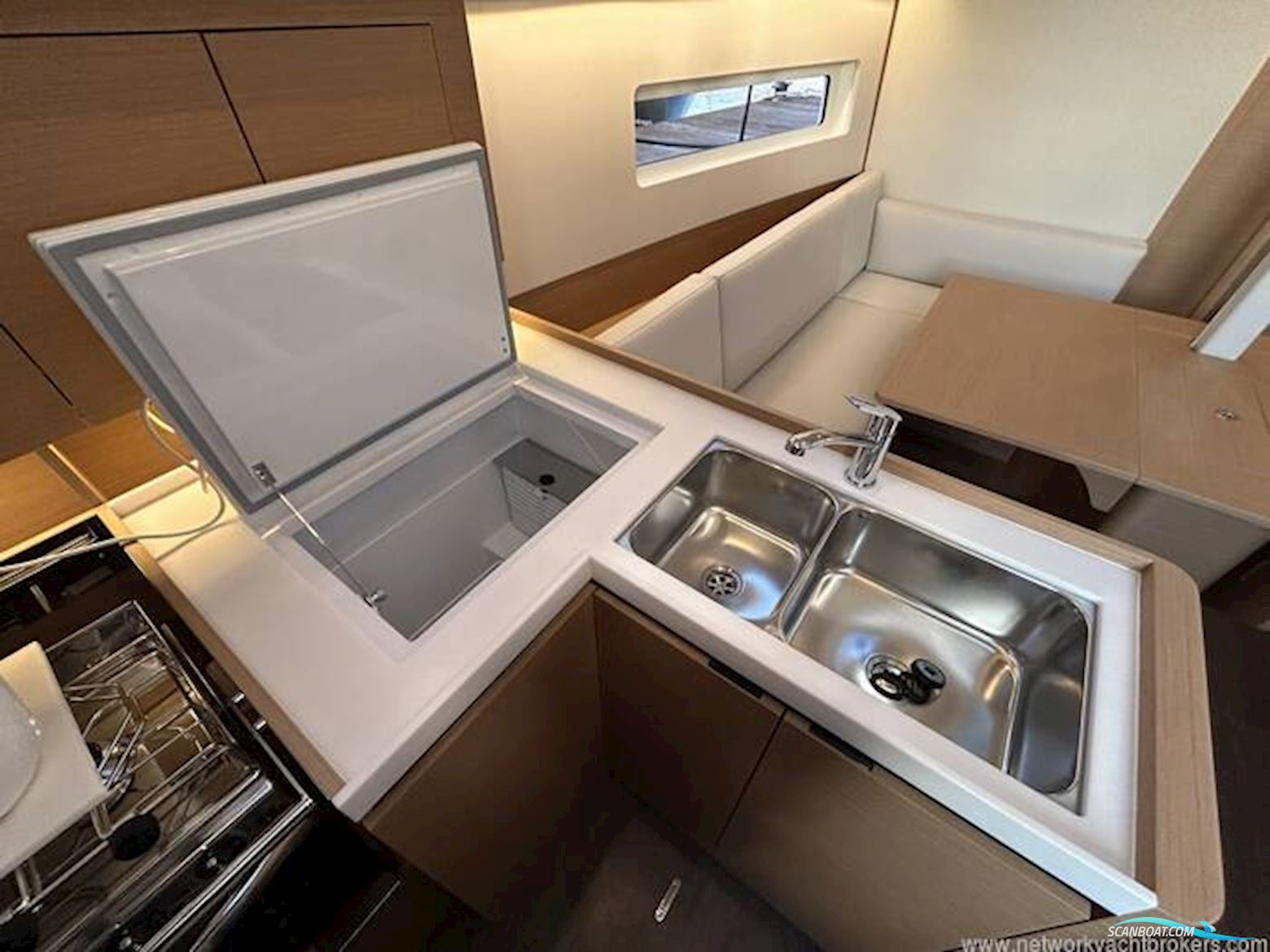 Jeanneau Sun Odyssey 380